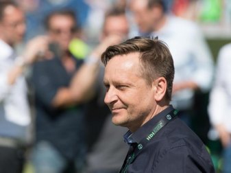 Horst Heldt zieht es möglicherweise nach Wolfsburg. Foto: Swen Pförtner Horst Heldt zieht es möglicherweise nach Wolfsburg. Foto: Swen Pförtner