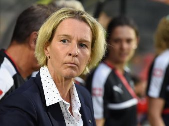 Übernimmt die deutschen Fußball-Frauen: Martina Voss-Tecklenburg. Foto: Carmen Jaspersen Übernimmt die deutschen Fußball-Frauen: Martina Voss-Tecklenburg. Foto: Carmen Jaspersen