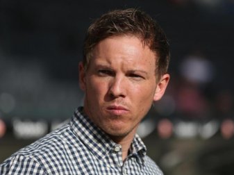 Sieht den Ausflug von Serge Gnabry nach München entspannt: 1899-Coach Julian Nagelsmann. Foto: Thomas Frey/dpa Sieht den Ausflug von Serge Gnabry nach München entspannt: 1899-Coach Julian Nagelsmann. Foto: Thomas Frey/dpa