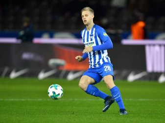 Wird Hertha BSC auf unbestimmte Zeit fehlen: Mittelfeldspieler Arne Maier. Foto: Soeren Stache/dpa Wird Hertha BSC auf unbestimmte Zeit fehlen: Mittelfeldspieler Arne Maier. Foto: Soeren Stache/dpa