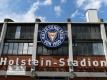 Das Stadion des Fußball-Zweitligisten Holstein Kiel ist nicht erstligatauglich. Foto: Christophe Gateau