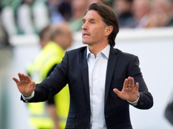 Bruno Labbadia will seine Wolfsburger optimal auf das Leipzig-Spiel vorbereiten. Foto: Julian Stratenschulte Bruno Labbadia will seine Wolfsburger optimal auf das Leipzig-Spiel vorbereiten. Foto: Julian Stratenschulte