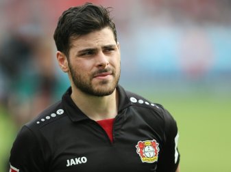 Schiri-Fehler: Volland entging einer Gelb-Roten Karte Schiri-Fehler: Volland entging einer Gelb-Roten Karte