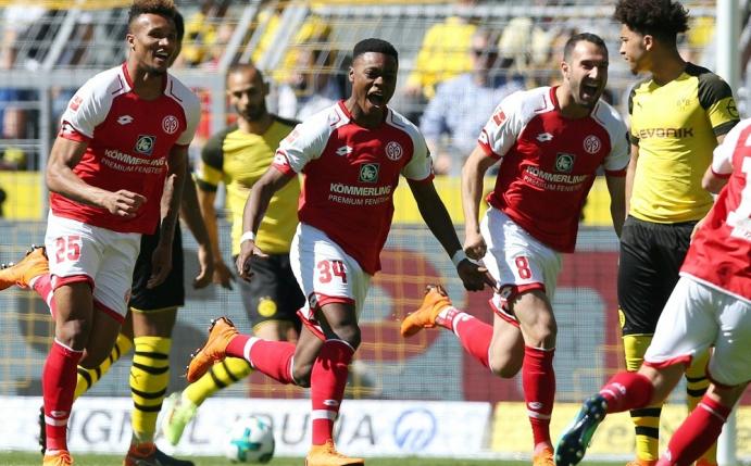 2:1-Sieg: Mainz kämpft sich aus der Abstiegszone