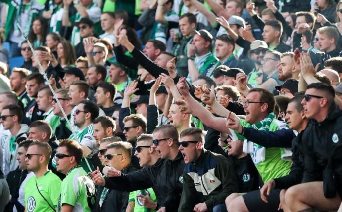 Die Spieler des VfL Wolfsburg haben die eigenen Fans gegen sich aufgebracht. Nicht nur im Stadion von Leipzig werden sie nach der Niederlage beschimpft. Foto: Jan Woitas