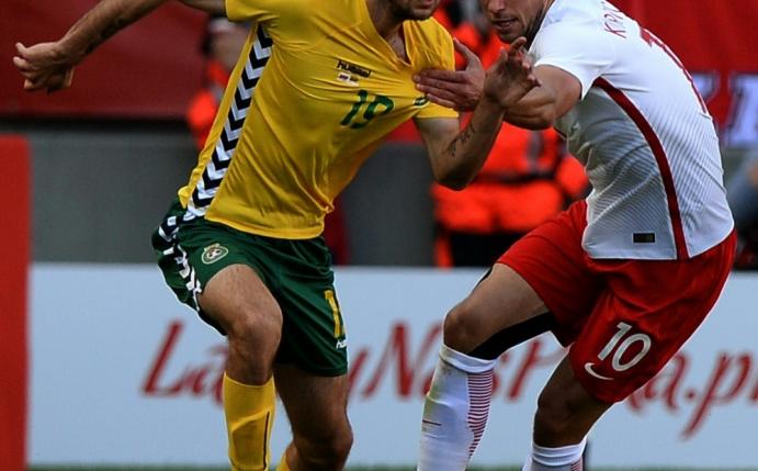 Lukas Spalvis (l.) spielt bis 2022 bei Lautern