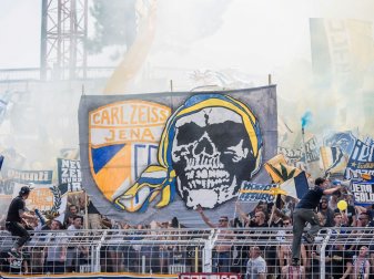 Wegen Fehlverhalten der Fans: Jena muss Strafe zahlen Wegen Fehlverhalten der Fans: Jena muss Strafe zahlen