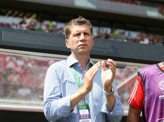 Streichsbier gewann mit seiner U18 3:1 gegen Russland Streichsbier gewann mit seiner U18 3:1 gegen Russland