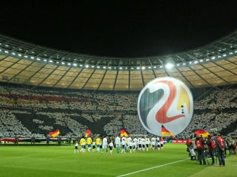 Die Mehrheit der Deutschen begrüßt eine Heim-EURO 2024 Die Mehrheit der Deutschen begrüßt eine Heim-EURO 2024