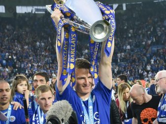 Robert Huth feierte mit Leicester City 2016 den Gewinn der englischen Meisterschaft. Foto: Simon Kimber/EPA Robert Huth feierte mit Leicester City 2016 den Gewinn der englischen Meisterschaft. Foto: Simon Kimber/EPA