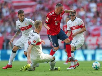 Stuttgart gewinnt gegen Meister Bayern München Stuttgart gewinnt gegen Meister Bayern München