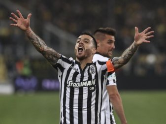 Salonikis Andre Vierinha jubelt nach seinem Tor. Foto: Yorgos Karahalis/AP Salonikis Andre Vierinha jubelt nach seinem Tor. Foto: Yorgos Karahalis/AP