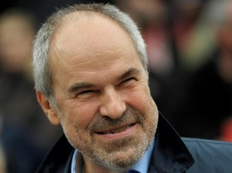 Holzhäuser rät zu mehr Mut für Veränderungen in der DFL