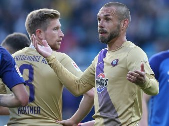 Ergebirge Aue und Christian Tiffert in der Relegation Ergebirge Aue und Christian Tiffert in der Relegation