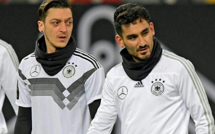Mesut Özil und Ilkay Gündogan treffen Erdogan in London