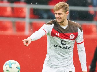 Abwehrspieler Lasse Sobiech unterschreibt beim 1.FC Köln