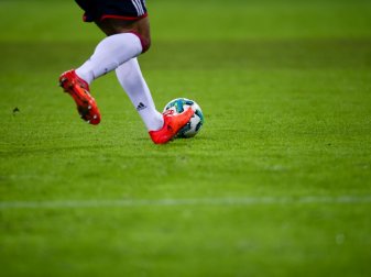 Flensburg und Cottbus spielen um die dritte Liga Flensburg und Cottbus spielen um die dritte Liga