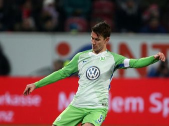 Wolfsburgs Kapitän Paul Verhaegh warnt vor Holstein Kiel. Foto: Thomas Frey Wolfsburgs Kapitän Paul Verhaegh warnt vor Holstein Kiel. Foto: Thomas Frey