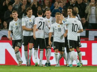 Deutschland steht nach wie vor an der Spitze der FIFA-Weltrangliste. Foto: Daniel Maurer Deutschland steht nach wie vor an der Spitze der FIFA-Weltrangliste. Foto: Daniel Maurer