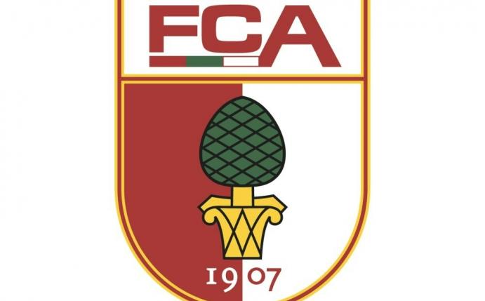 Simon Asta erhält Profivertrag vom FC Augsburg