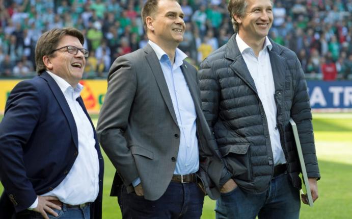 Die Bremer Führungsriege mit Klaus Filbry (m.)