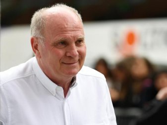 Uli Hoeneß war überrascht vom Wagner-Rücktritt aus der Nationalmannschaft. Foto: Andreas Gebert Uli Hoeneß war überrascht vom Wagner-Rücktritt aus der Nationalmannschaft. Foto: Andreas Gebert