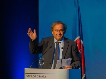 Michel Platini gibt Trickserei bei WM 1998 zu Michel Platini gibt Trickserei bei WM 1998 zu