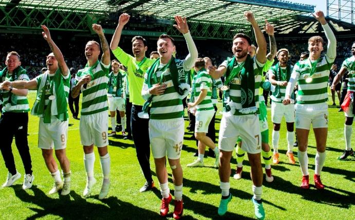Celtic Glasgow feiert Sieg im Pokalfinale