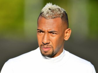 Blickt optimistisch der WM entgegen: Bayern-Profi Jérôme Boateng. Foto: Uwe Anspach Blickt optimistisch der WM entgegen: Bayern-Profi Jérôme Boateng. Foto: Uwe Anspach