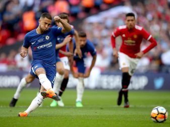 Tor des Tages: Eden Hazard schießt Chelsea zum Pokalsieg. Foto: Nick Potts Tor des Tages: Eden Hazard schießt Chelsea zum Pokalsieg. Foto: Nick Potts