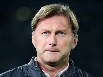 Ralph Hasenhüttl und RB Leipzig gehen getrennte Wege Ralph Hasenhüttl und RB Leipzig gehen getrennte Wege