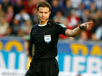 Felix Brych wirbt weiter für den Videobeweis Felix Brych wirbt weiter für den Videobeweis