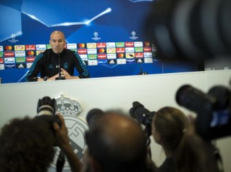 Zinedine Zidane schwärmt von Jürgen Klopp. Foto: Francisco Seco Zinedine Zidane schwärmt von Jürgen Klopp. Foto: Francisco Seco