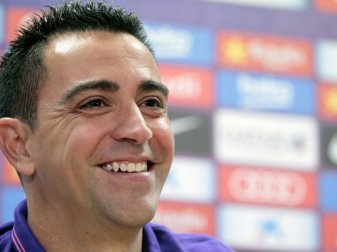 Xavi verlängert in Katar um zwei weitere Jahre
