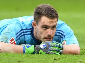 Der Wechsel von Christian Mathenia nach Nürnberg ist perfekt. Foto: Tobias Hase Der Wechsel von Christian Mathenia nach Nürnberg ist perfekt. Foto: Tobias Hase