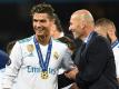 Ronaldo (l.) deutet seinen Abschied von Real an 