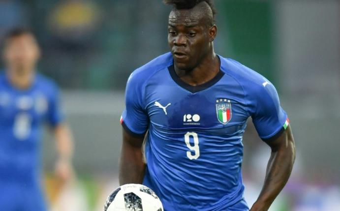 Italien schlägt Saudi-Arabien bei Balotelli-Comeback 