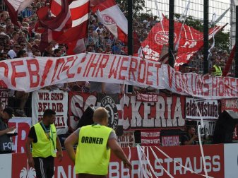 1 Bundesliga Ihr Werdet Von Uns Horen Fan Proteste Gegen Dfb News Fussballdaten