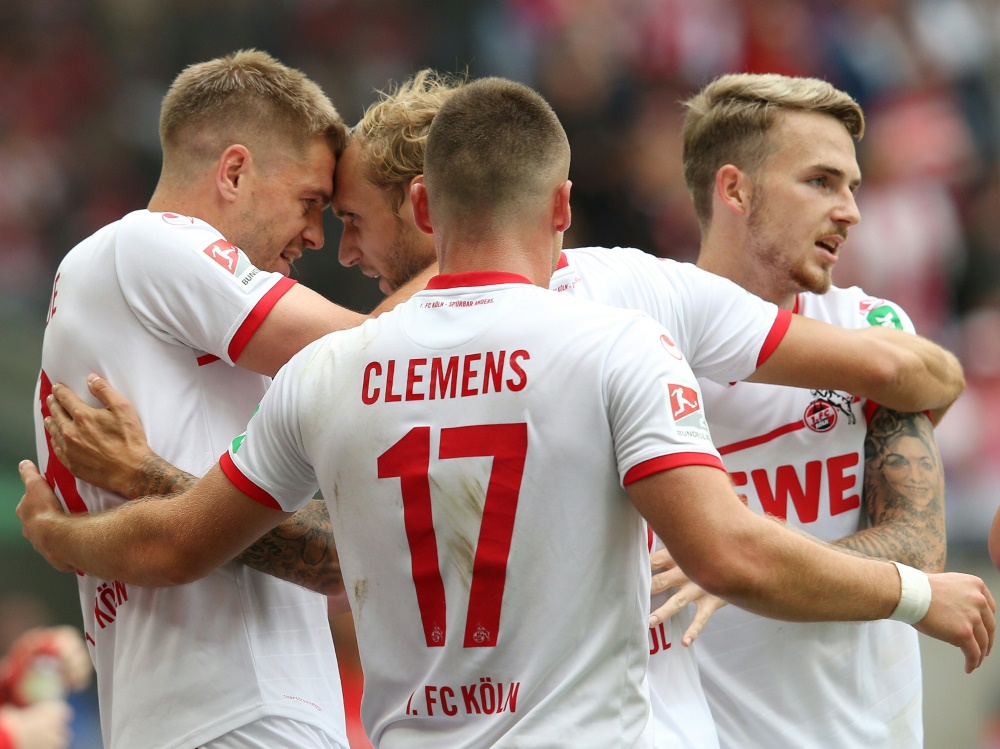 Der 1. FC Köln hat die Tabellenführung übernommen