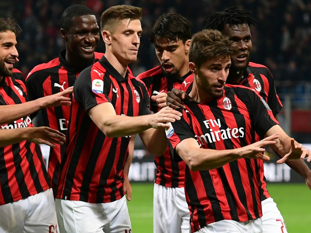 Fabio Borini (M.) erzielt wichtiges Tor für Milan