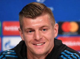 Nationalspieler Toni Kroos sieht die große Rolle, die Fußball in Deutschland spielt, kritisch. Foto: Andreas Gebert Nationalspieler Toni Kroos sieht die große Rolle, die Fußball in Deutschland spielt, kritisch. Foto: Andreas Gebert
