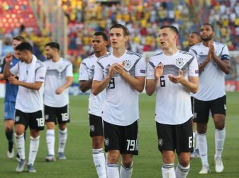 Die deutsche U21 trifft in Spanien auf einen ebenbürtigen Gegner. Foto: Cezaro De Luca Die deutsche U21 trifft in Spanien auf einen ebenbürtigen Gegner. Foto: Cezaro De Luca