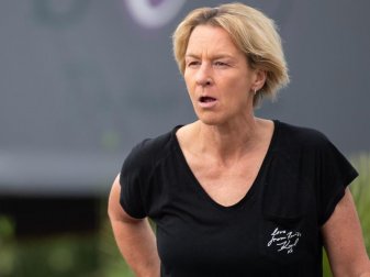 Martina Voss-Tecklenburg bleibt Bundestrainerin der deutschen Frauen-Nationalmannschaft. Foto: Sebastian Gollnow Martina Voss-Tecklenburg bleibt Bundestrainerin der deutschen Frauen-Nationalmannschaft. Foto: Sebastian Gollnow
