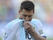 Trifft mit Argentinien im «Superclásico» beim Halbfinale der Copa América auf Brasilien: Lionel Messi küsst sein Trikot. Foto: edison vara/AP
