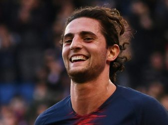 Wechselt aus Frankreich nach Turin: Adrien Rabiot Wechselt aus Frankreich nach Turin: Adrien Rabiot