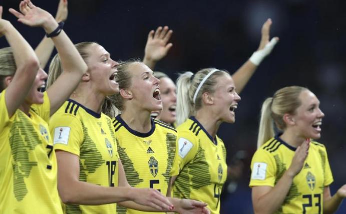 Die Schwedinnen wollen mit einem Sieg über die Niederländerinnen ins WM-Finale. Foto: Francisco Seco/AP