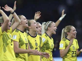 Die Schwedinnen wollen mit einem Sieg über die Niederländerinnen ins WM-Finale. Foto: Francisco Seco/AP Die Schwedinnen wollen mit einem Sieg über die Niederländerinnen ins WM-Finale. Foto: Francisco Seco/AP