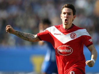 Der Wechsel des Düsseldorfers Benito Raman zum FC Schalke 04 ist immer noch nicht perfekt. Foto: Andreas Gora Der Wechsel des Düsseldorfers Benito Raman zum FC Schalke 04 ist immer noch nicht perfekt. Foto: Andreas Gora