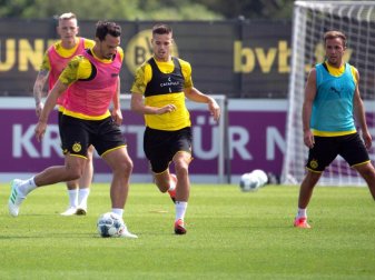 Mats Hummels (2.v.l.) kehrte zum BVB zurück. Foto: Federico Gambarini Mats Hummels (2.v.l.) kehrte zum BVB zurück. Foto: Federico Gambarini