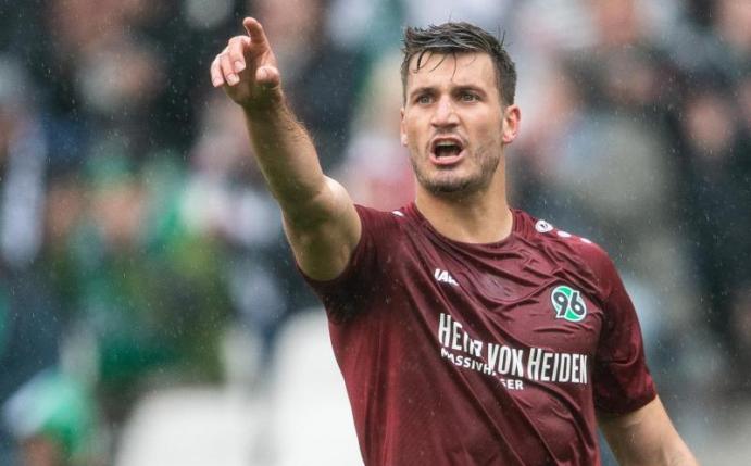 Beim 2:1-Sieg gegen FK Rostow schoss Hannovers Hendrik Weydandt das erste Tor. Foto: Swen Pförtner